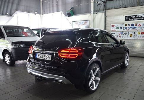 Mercedes-Benz GLA 220, 2017
