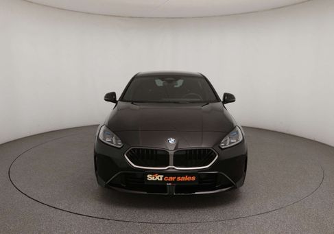 BMW 120, 2025