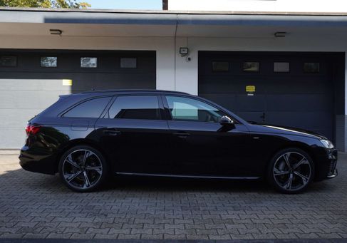 Audi A4, 2023