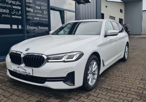 BMW 520, 2022 3