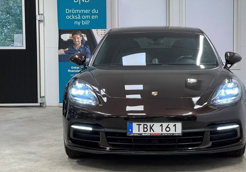 Porsche Panamera, 2018