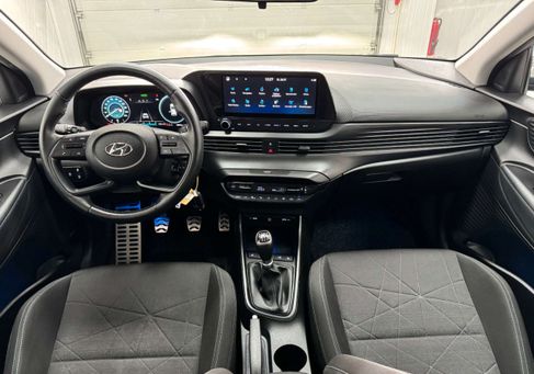 Hyundai Bayon, 2022 2