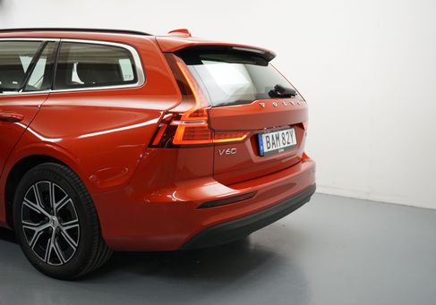 Volvo V60, 2024 3