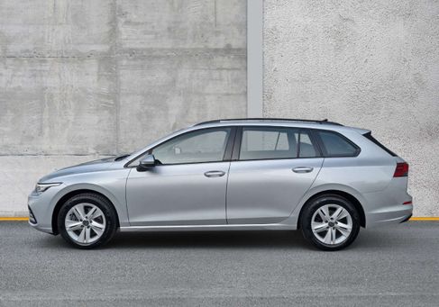 Volkswagen Golf, 2022 3