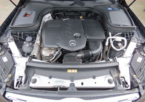 Mercedes-Benz GLC 200, 2022