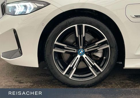 BMW 320, 2022