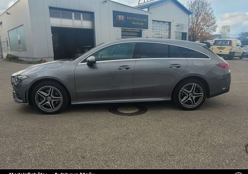 Mercedes-Benz CLA 250, 2022