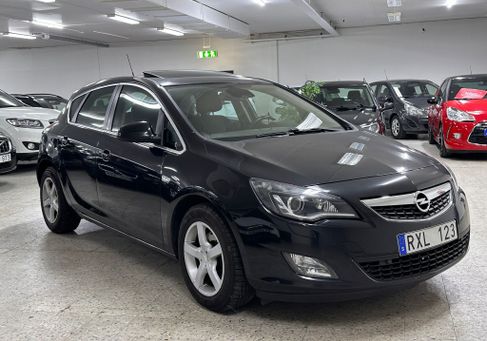 Opel Astra, 2012