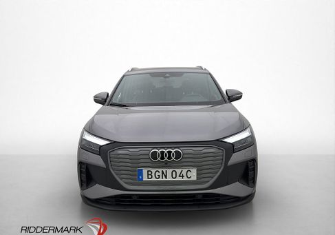 Audi Q4, 2022