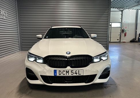 BMW 330, 2021 2
