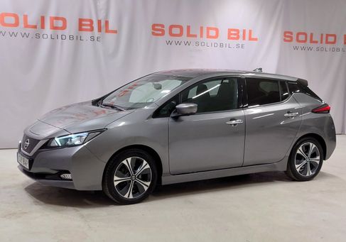 Nissan Leaf, 2022 3