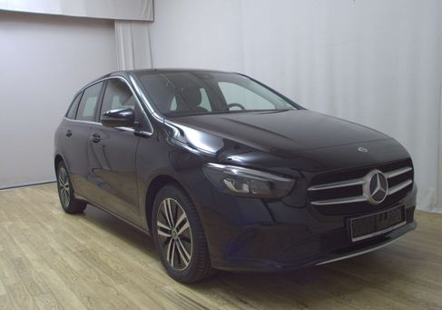 Mercedes-Benz B 250, 2022