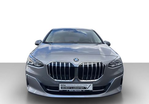 BMW 220, 2023