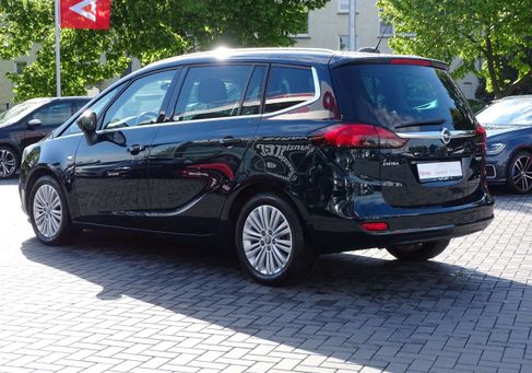 Opel Zafira, 2017