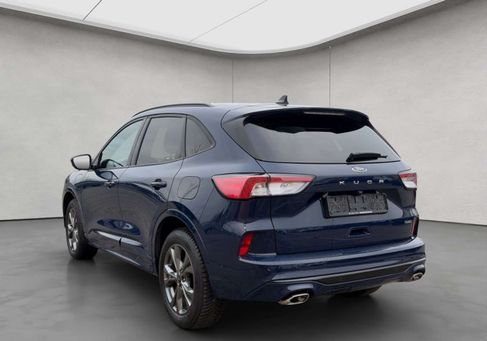 Ford Kuga, 2022