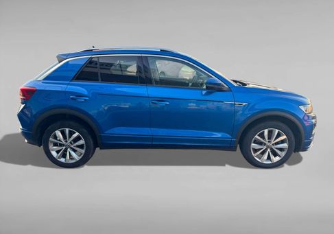 Volkswagen T-Roc, 2021