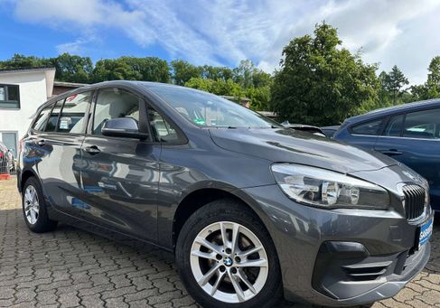 BMW 216, 2019