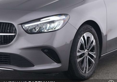 Mercedes-Benz B 180, 2025