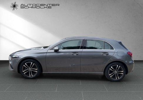 Mercedes-Benz A 180, 2025