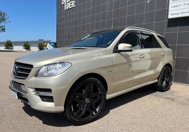 Mercedes-Benz ML 350, 2012