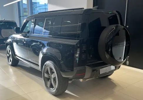 Land Rover Defender, 2026 2