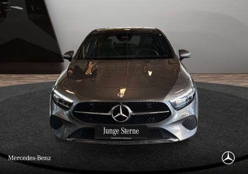 Mercedes-Benz A 200, 2026