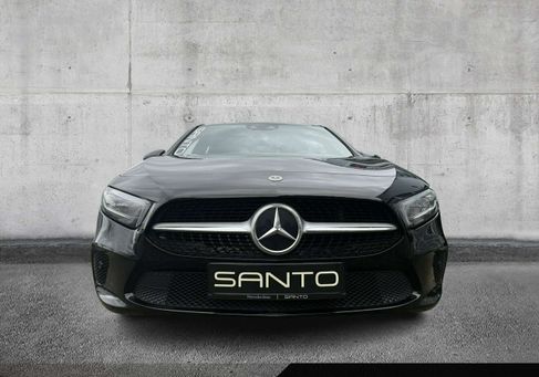 Mercedes-Benz A 200, 2022