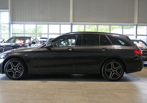 Mercedes-Benz C 300, 2021 2