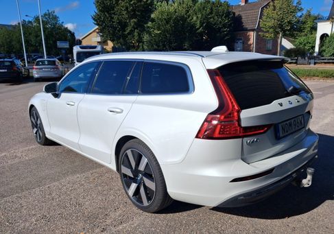 Volvo V60, 2024