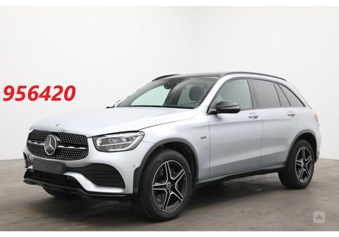 Mercedes-Benz GLC 300, 2022