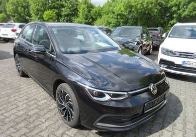 Volkswagen Golf, 2022