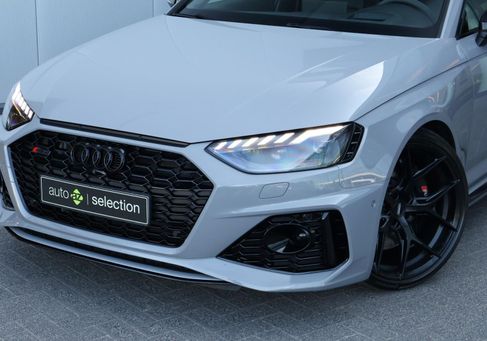 Audi RS4, 2023
