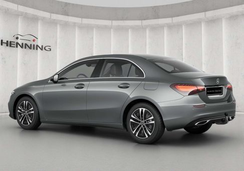 Mercedes-Benz A 180, 2025