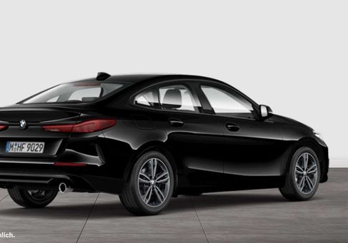 BMW 220, 2020