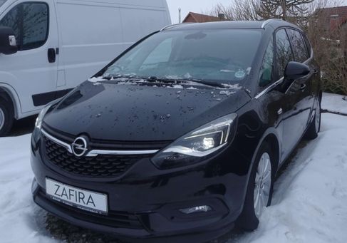 Opel Zafira, 2017