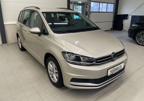 Volkswagen Touran, 2024 3