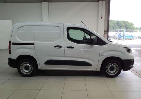 Opel Combo, 2024 3