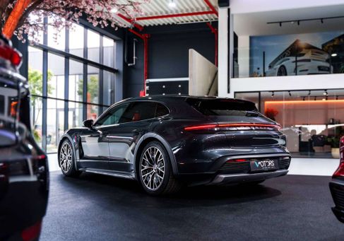 Porsche Taycan, 2021 3