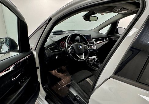 BMW 220 Active Tourer, 2017