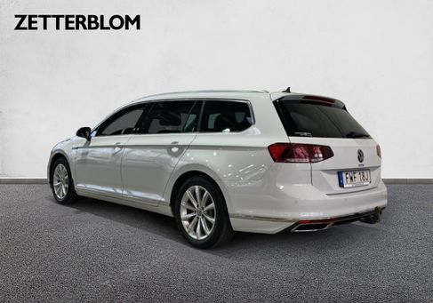 Volkswagen Passat Variant, 2023 3