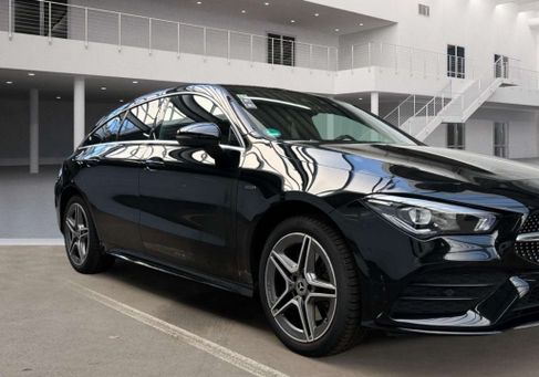 Mercedes-Benz CLA 250, 2021