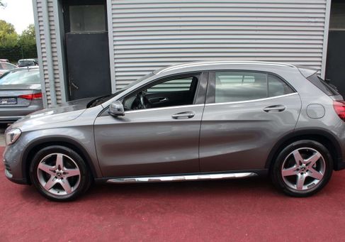 Mercedes-Benz GLA 180, 2019