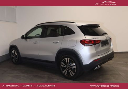 Mercedes-Benz GLA 250, 2021