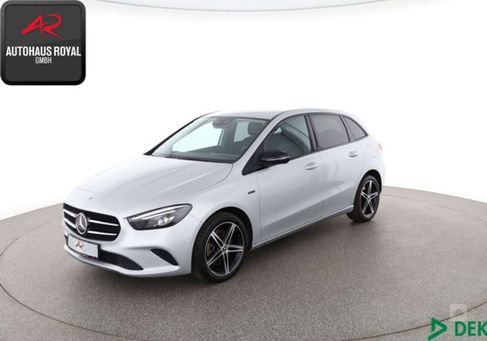 Mercedes-Benz B 250, 2021