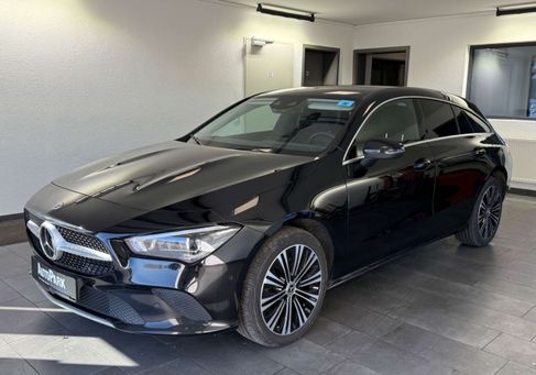 Mercedes-Benz CLA 250, 2022