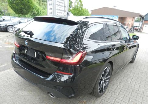 BMW 320, 2021