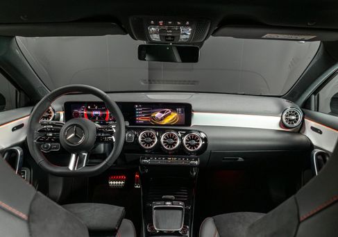 Mercedes-Benz A 250, 2026