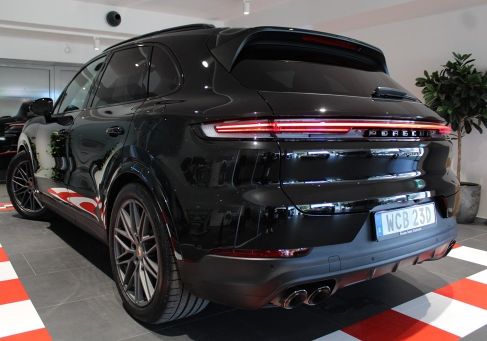 Porsche Cayenne, 2025
