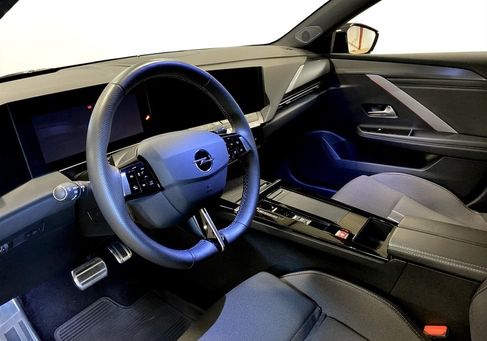Opel Astra, 2024