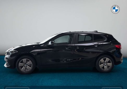 BMW 118, 2023